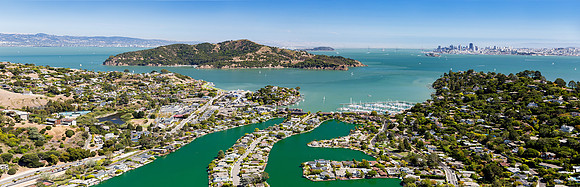 08142015 panoramic - City of Belvedere-Tiburon - San Francisco Bay.jpg