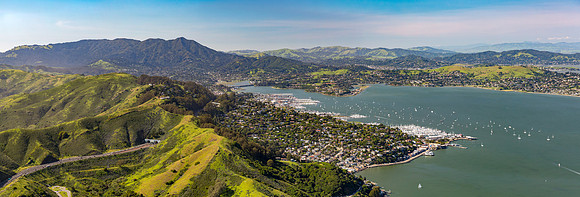 04102019 panoramic - Hwy 101 & Sausalito with Mount Tamalpais